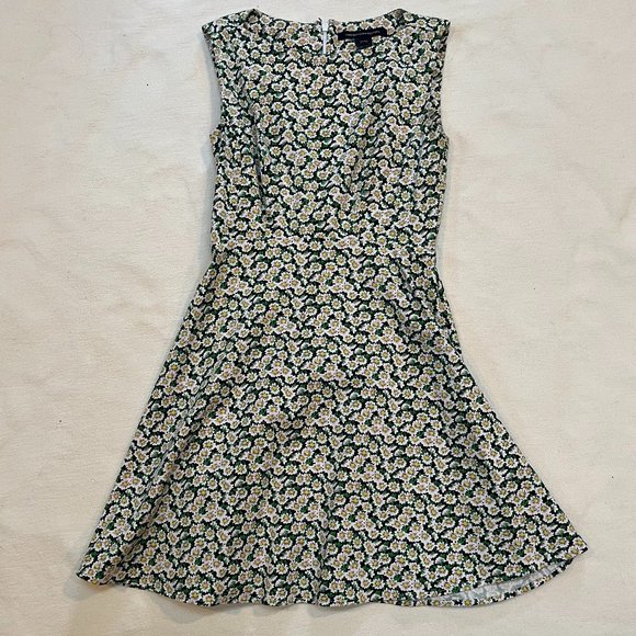 French Connection Dresses & Skirts - French Connection Boat Neck Fit & Flare Dress with Daisy Pattern